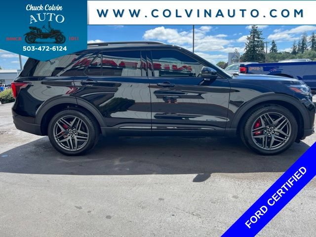Certified 2025 Ford Explorer ST AWD/4WD image 6