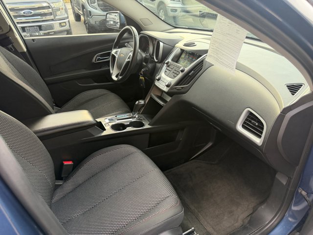 Used 2017 Chevrolet Equinox LT w/ Convenience Package AWD/4WD image 28