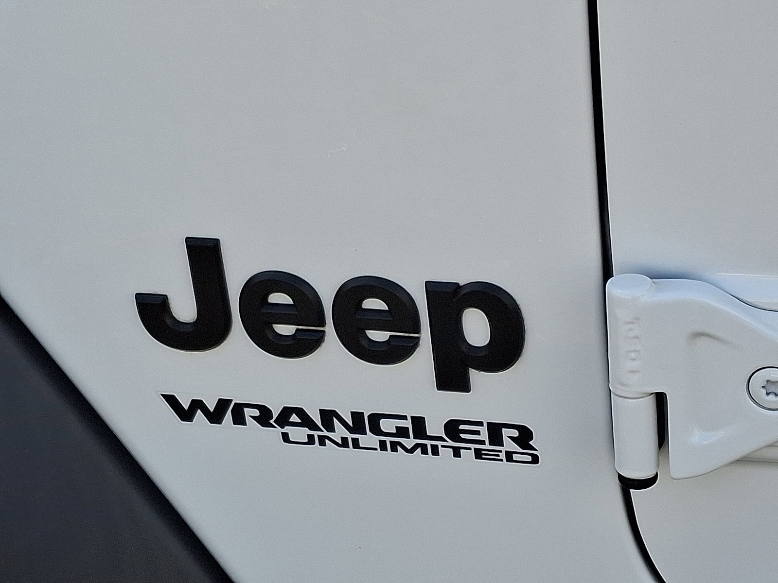 Used 2020 Jeep Wrangler Unlimited Sport image 30