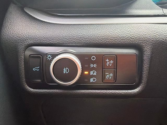 Certified 2023 Ford Explorer XLT w/ Equipment Group 202A AWD/4WD image 17