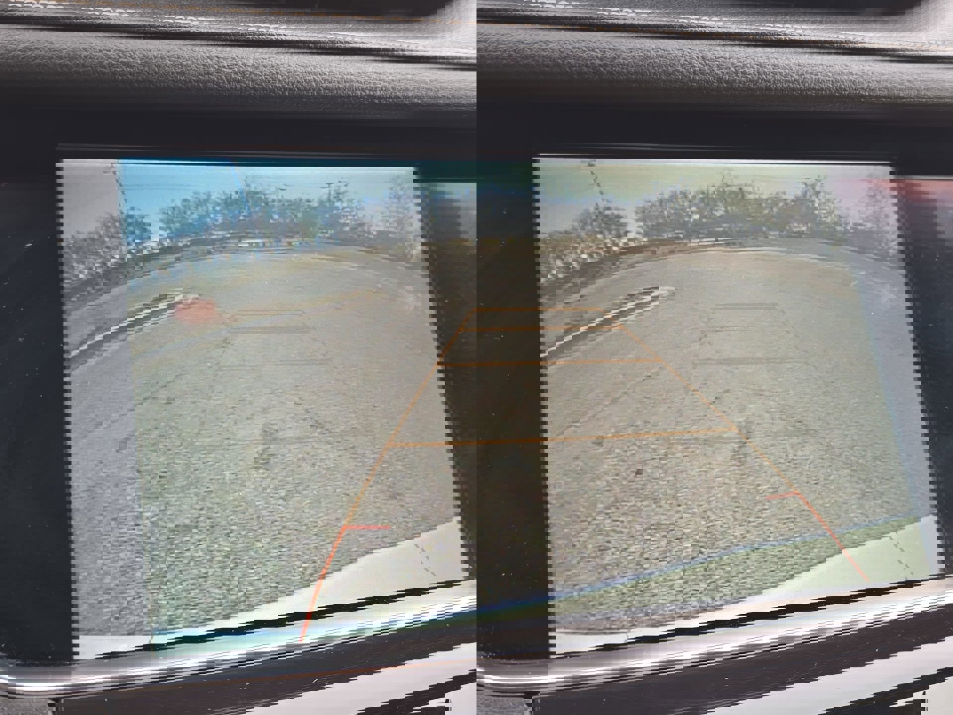 Used 2018 Cadillac XT5 Premium Luxury w/ Driver Assist Package image 17