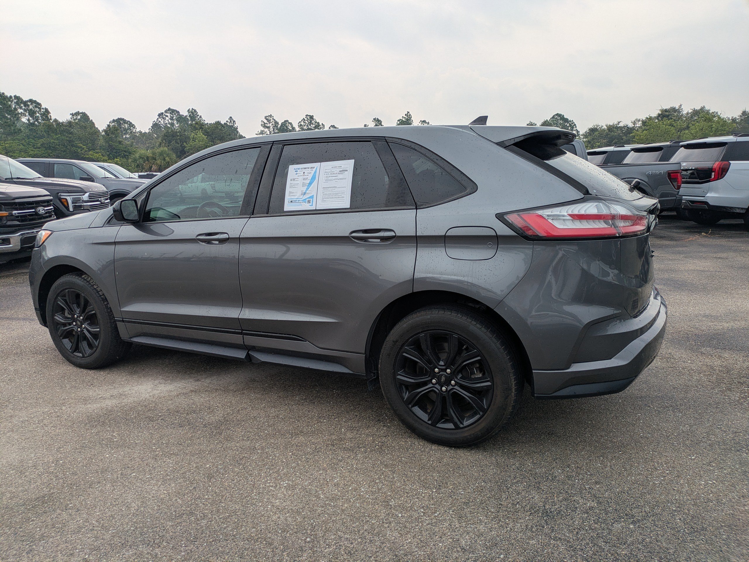 Certified 2022 Ford Edge SE w/ Black Appearance Package AWD/4WD image 6