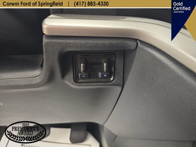 Certified 2025 Ford Expedition Active AWD/4WD image 33