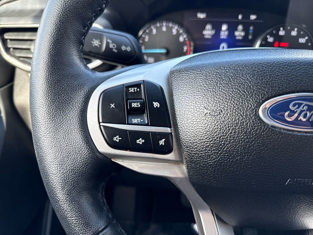 Certified 2023 Ford Explorer XLT w/ Equipment Group 202A image 13