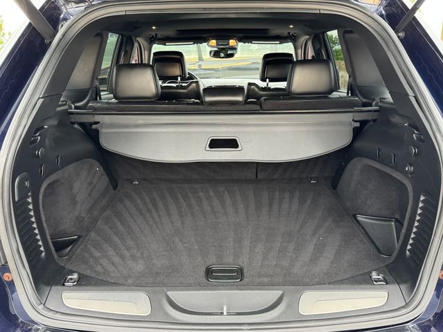 Used 2018 Jeep Grand Cherokee Limited AWD/4WD image 18