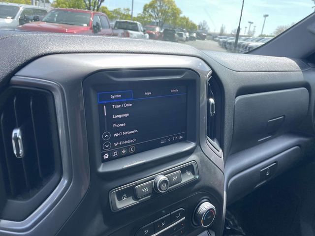 Used 2020 Chevrolet Silverado 2500 Custom w/ Custom Value Package image 18