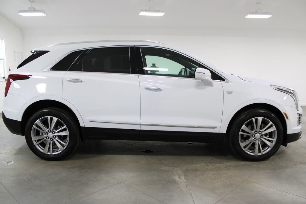Used 2024 Cadillac XT5 Premium Luxury AWD/4WD image 11