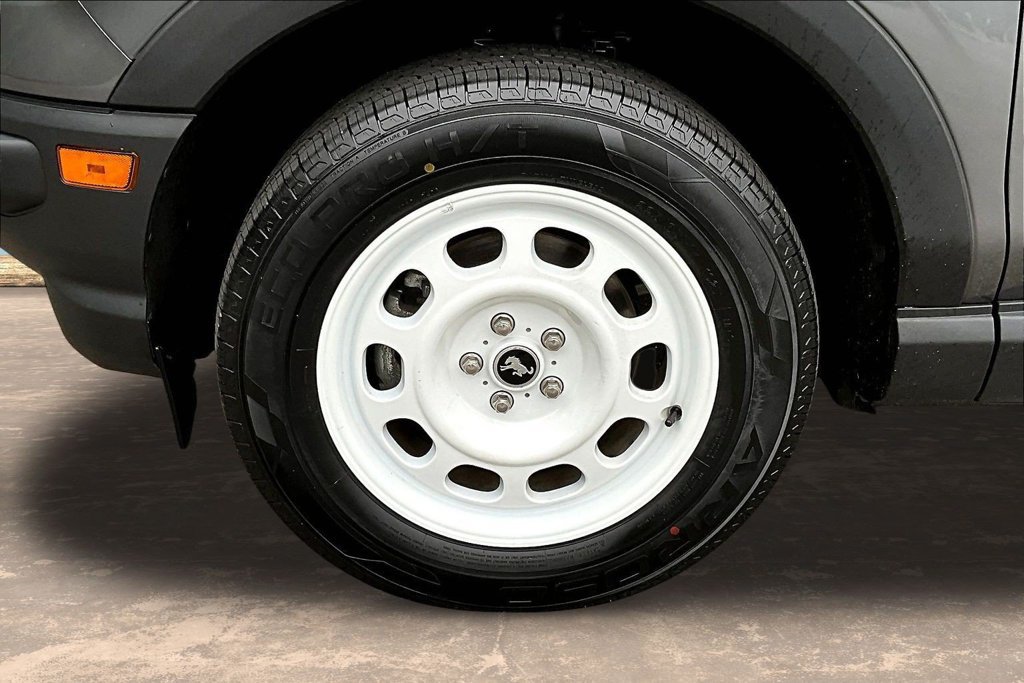 Certified 2024 Ford Bronco Sport Heritage w/ Heritage Convenience Package AWD/4WD image 35
