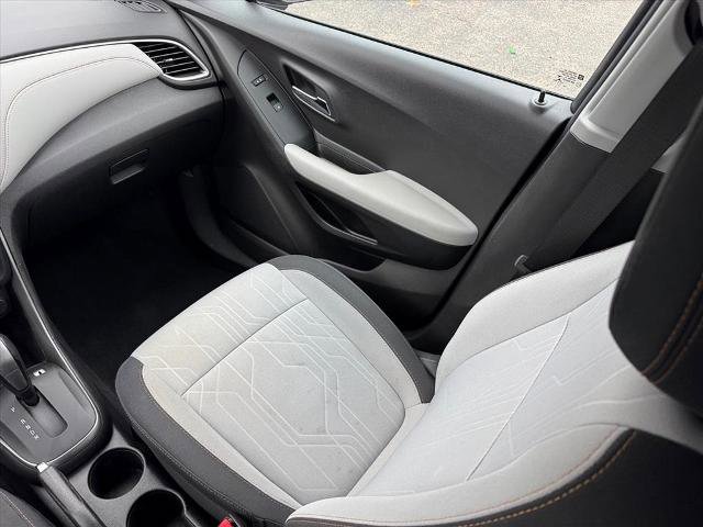 Used 2018 Chevrolet Trax LT image 16