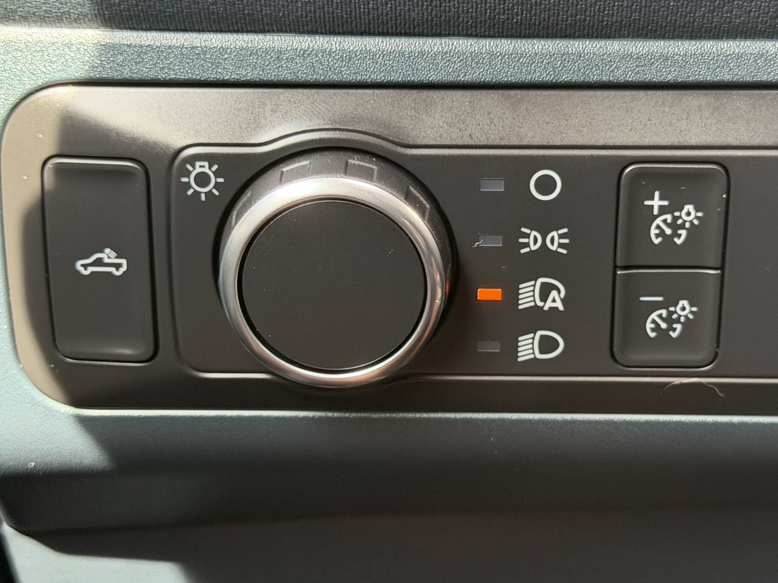 Certified 2022 Ford Maverick Lariat FWD image 35