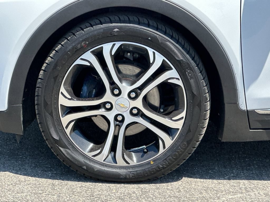 Used 2017 Chevrolet Bolt Premier FWD image 24