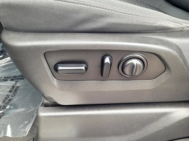 Used 2021 Chevrolet Silverado 1500 LT RWD image 11