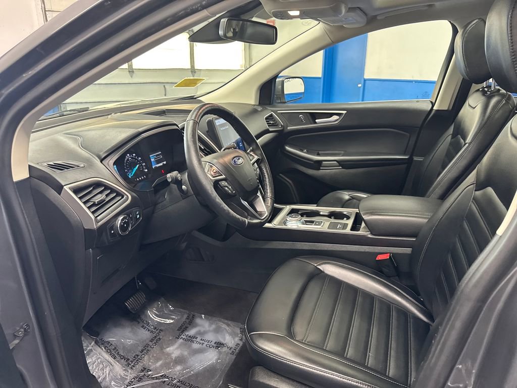 Certified 2023 Ford Edge SEL w/ Convenience Package AWD/4WD image 17