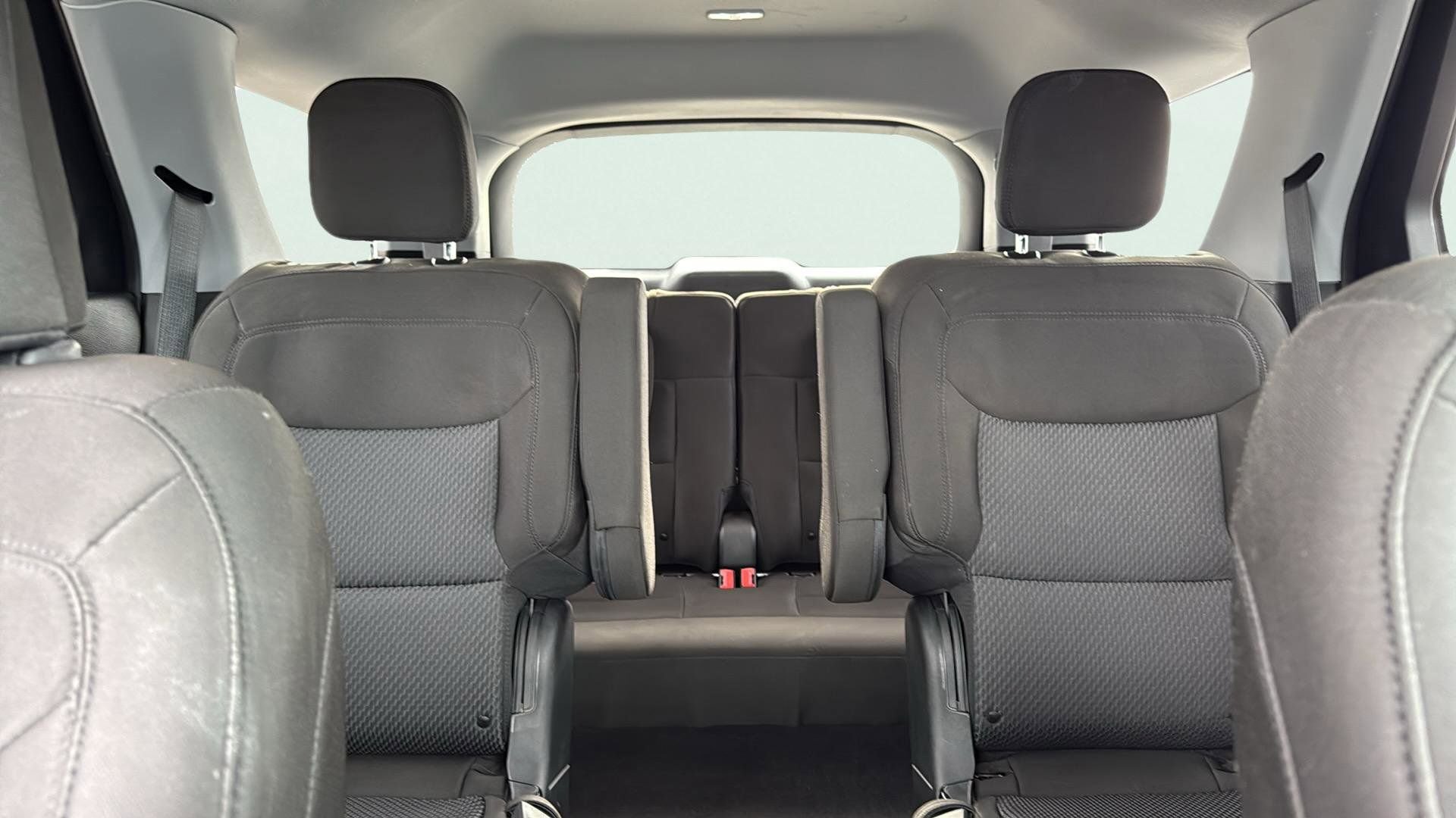 Certified 2022 Ford Explorer XLT w/ Class IV Trailer Tow Package image 19