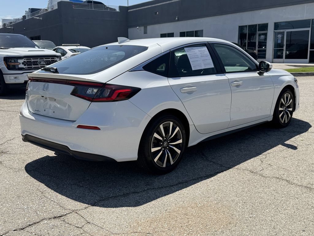 Used 2024 Honda Civic EX-L image 6