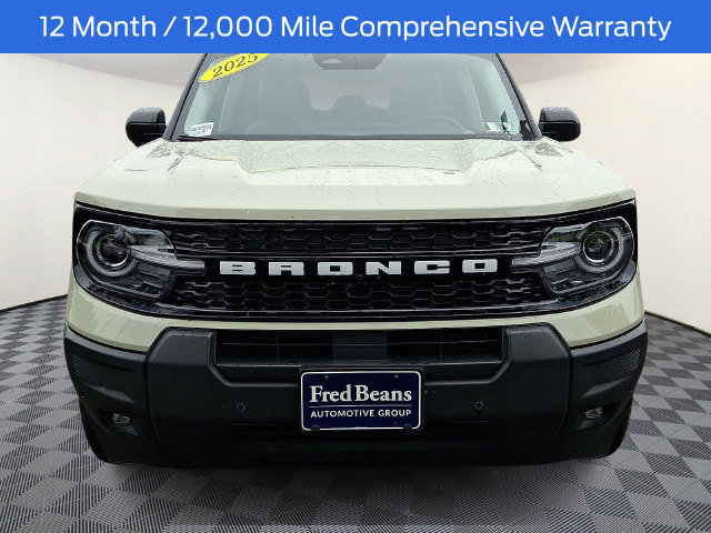 Certified 2025 Ford Bronco Sport Outer Banks w/ Outer Banks Tech Package+ AWD/4WD image 2