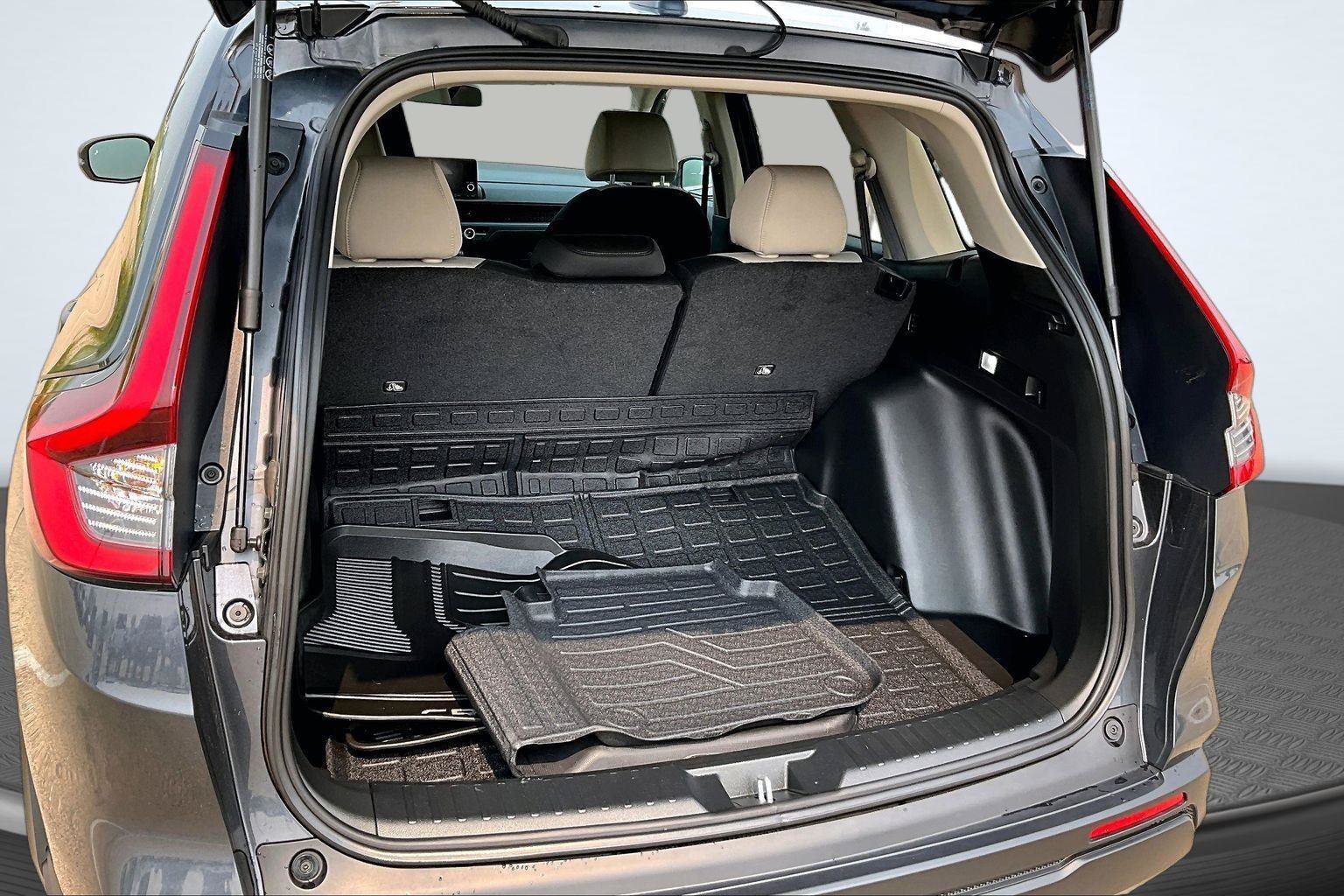 Used 2025 Honda CR-V EX image 5