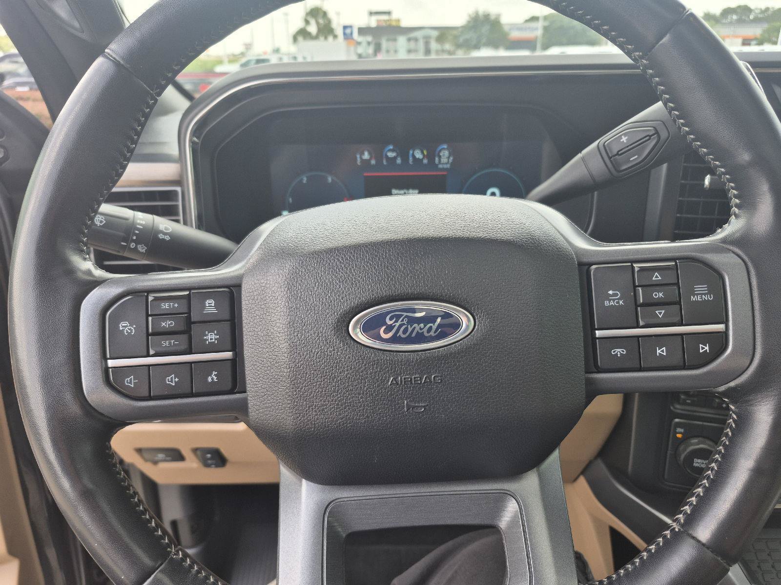 Certified 2024 Ford F450 Lariat w/ Lariat Ultimate Package AWD/4WD image 13