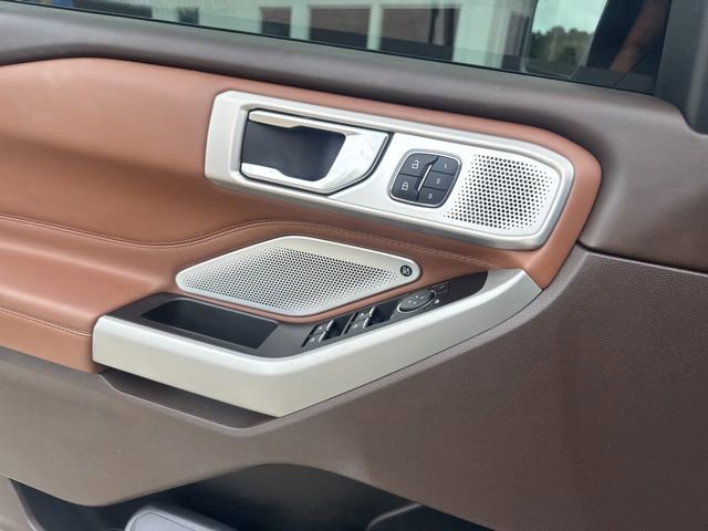 Certified 2023 Ford Explorer King Ranch w/ Technology Package AWD/4WD image 22
