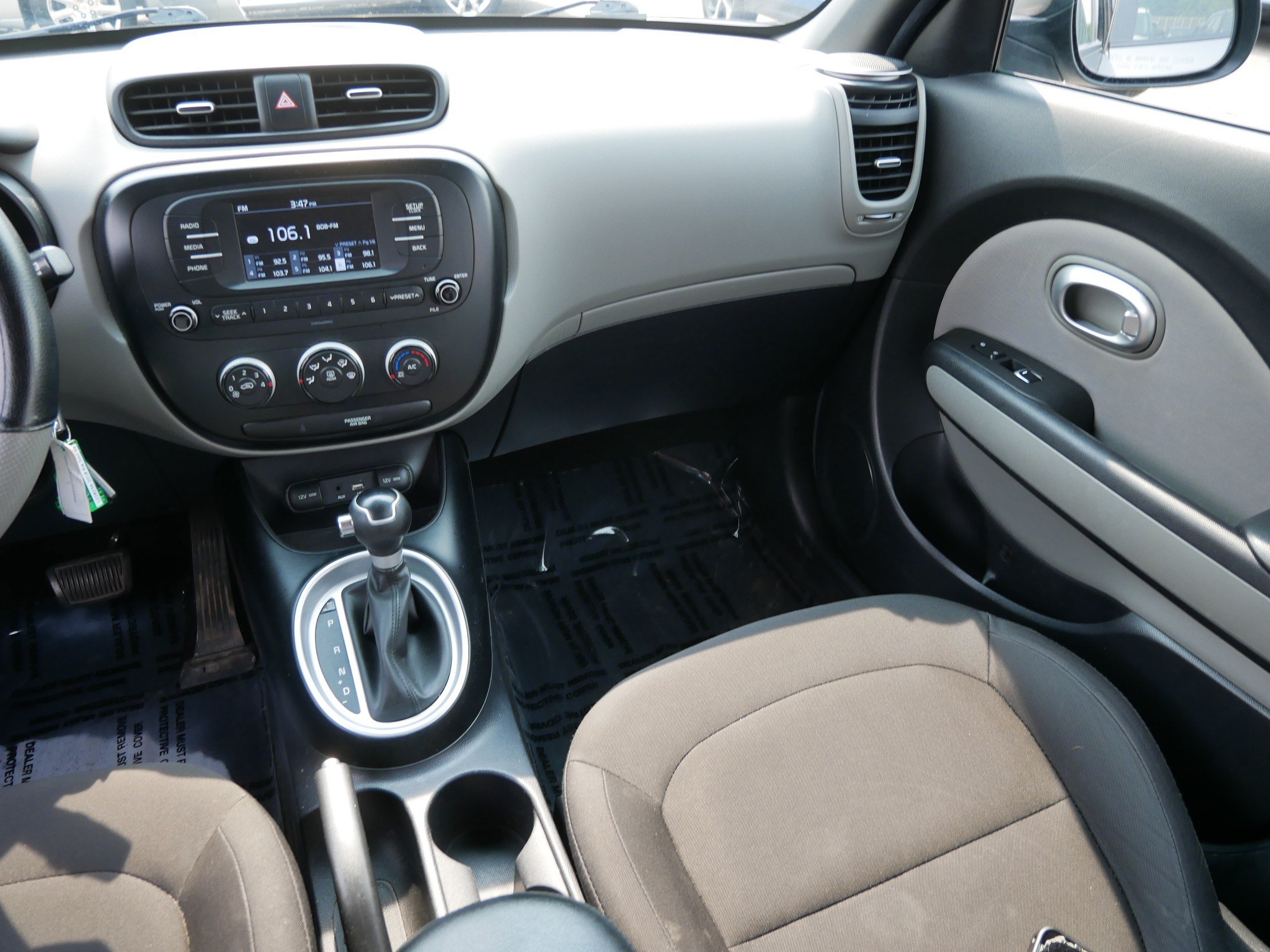 Used 2018 Kia Soul FWD image 11