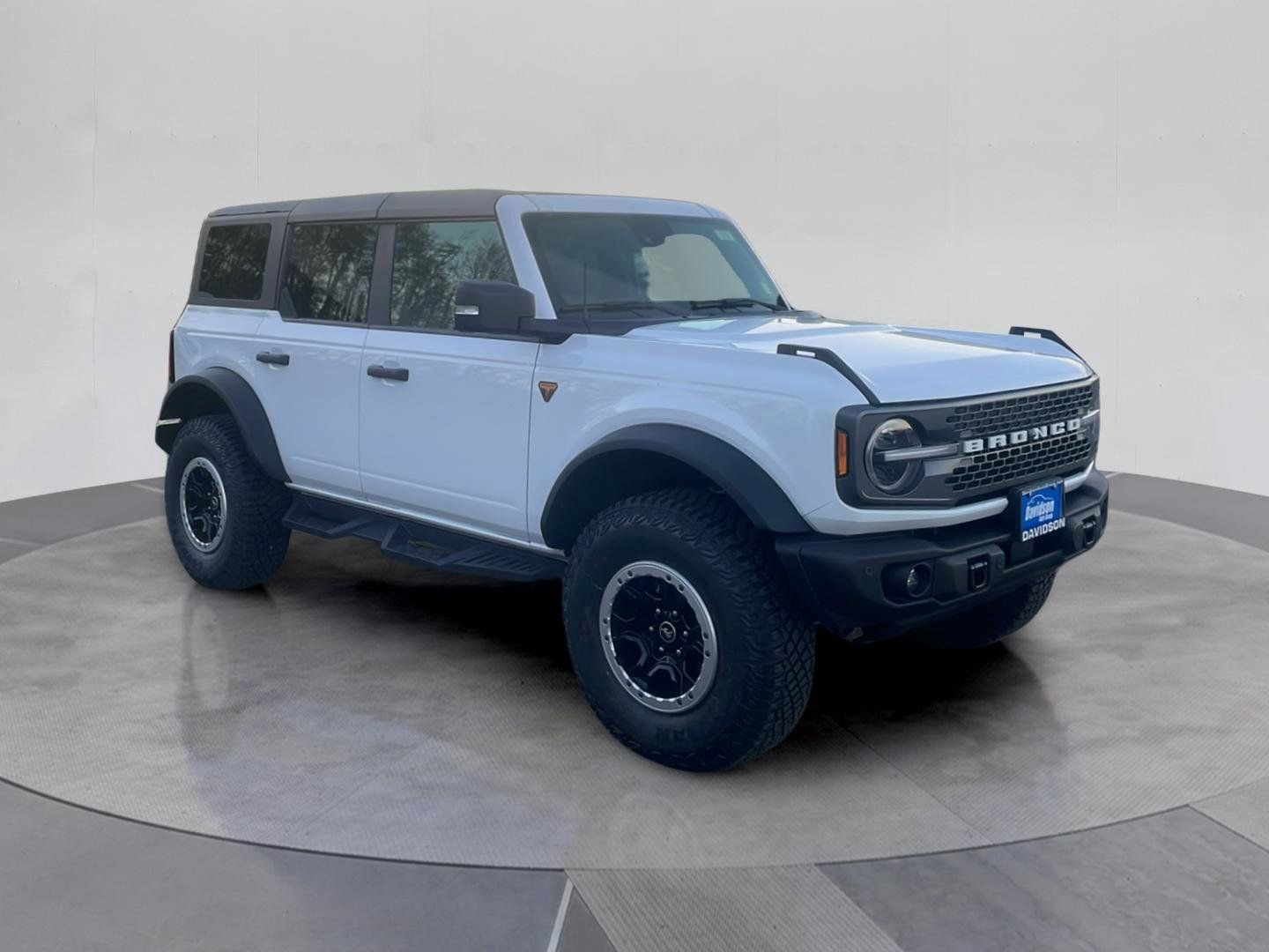 Certified 2023 Ford Bronco Badlands w/ Sasquatch Package image 9