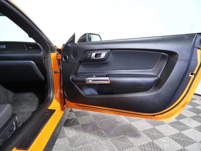 Certified 2021 Ford Mustang Coupe RWD image 10