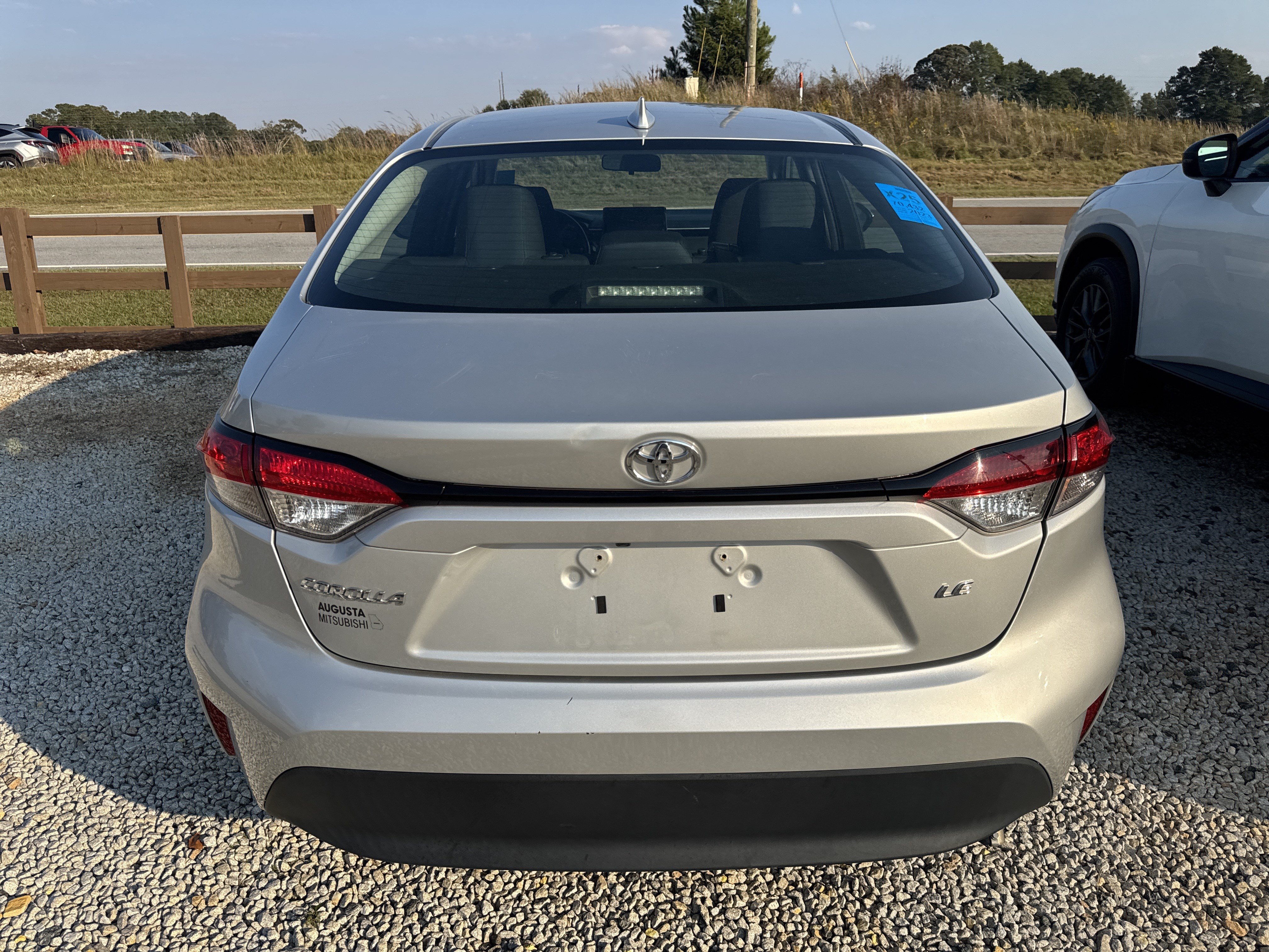 Used 2023 Toyota Corolla LE FWD image 5