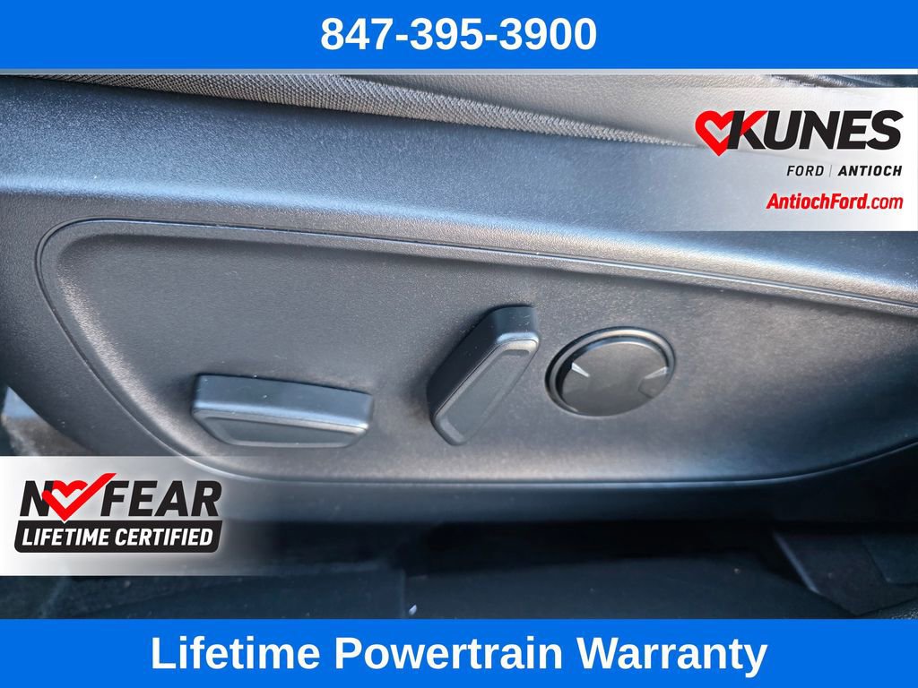 Certified 2025 Ford Escape ST-Line image 19