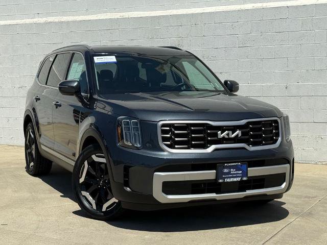 Used 2023 Kia Telluride S AWD/4WD image 3