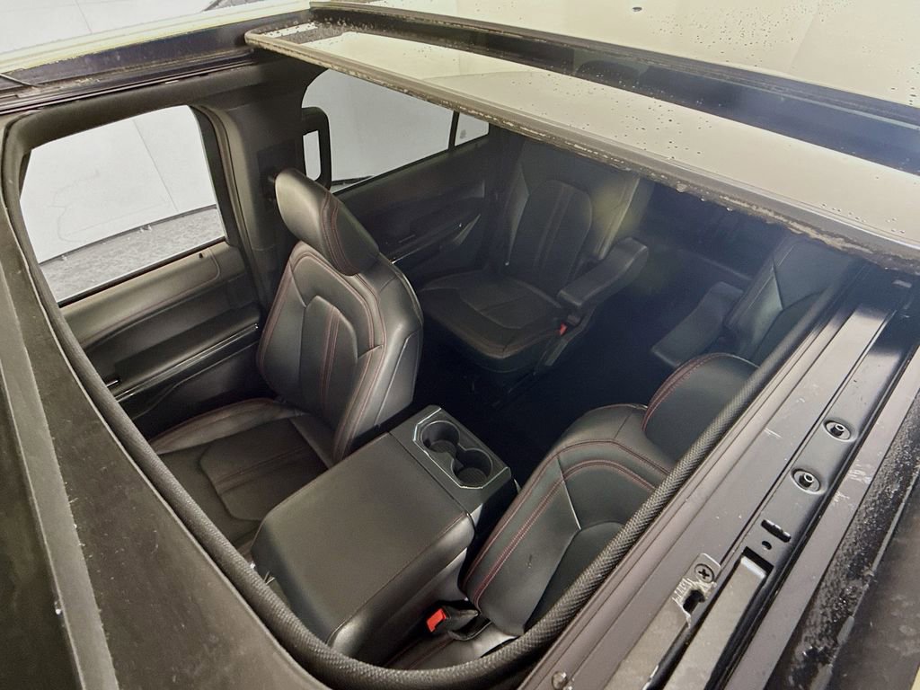 Certified 2023 Ford Expedition Limited AWD/4WD image 3