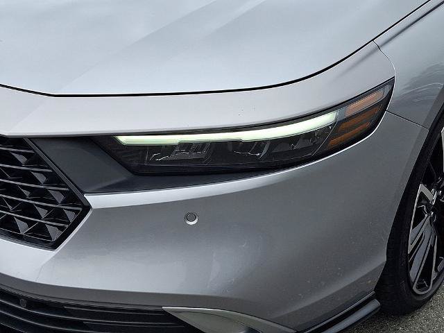 Used 2024 Honda Accord Touring image 9