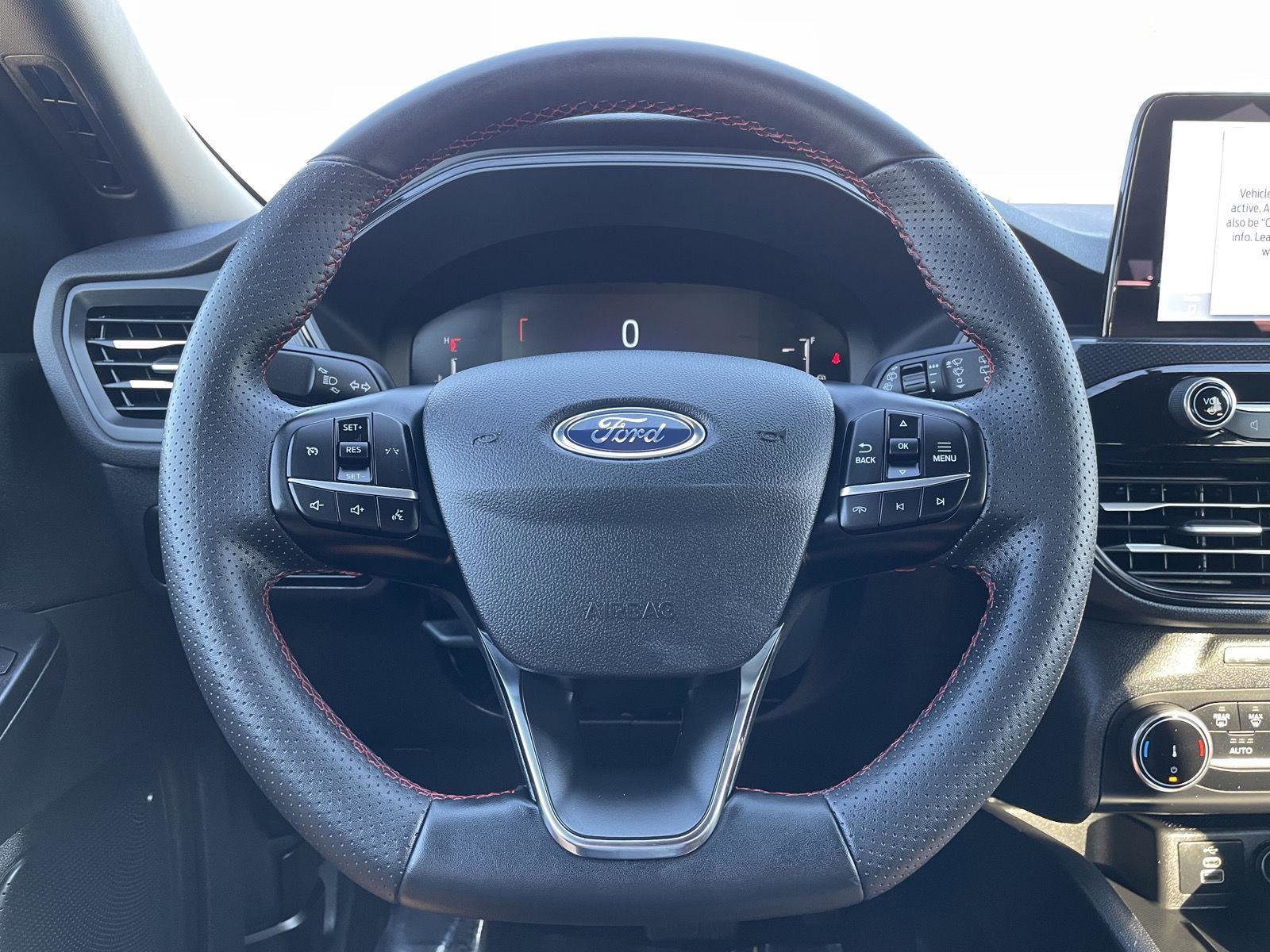 Certified 2025 Ford Escape ST-Line FWD image 12