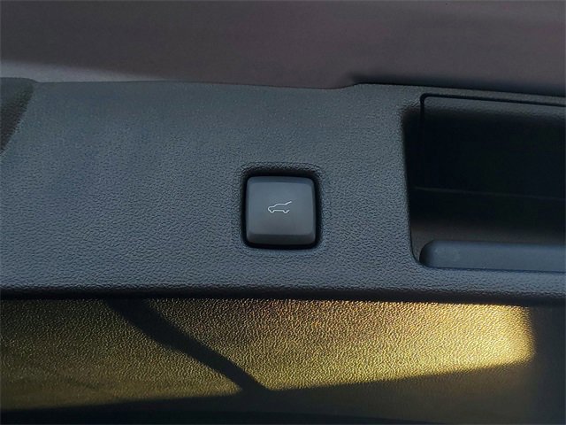 Certified 2022 Ford Escape SEL w/ Technology Package image 8