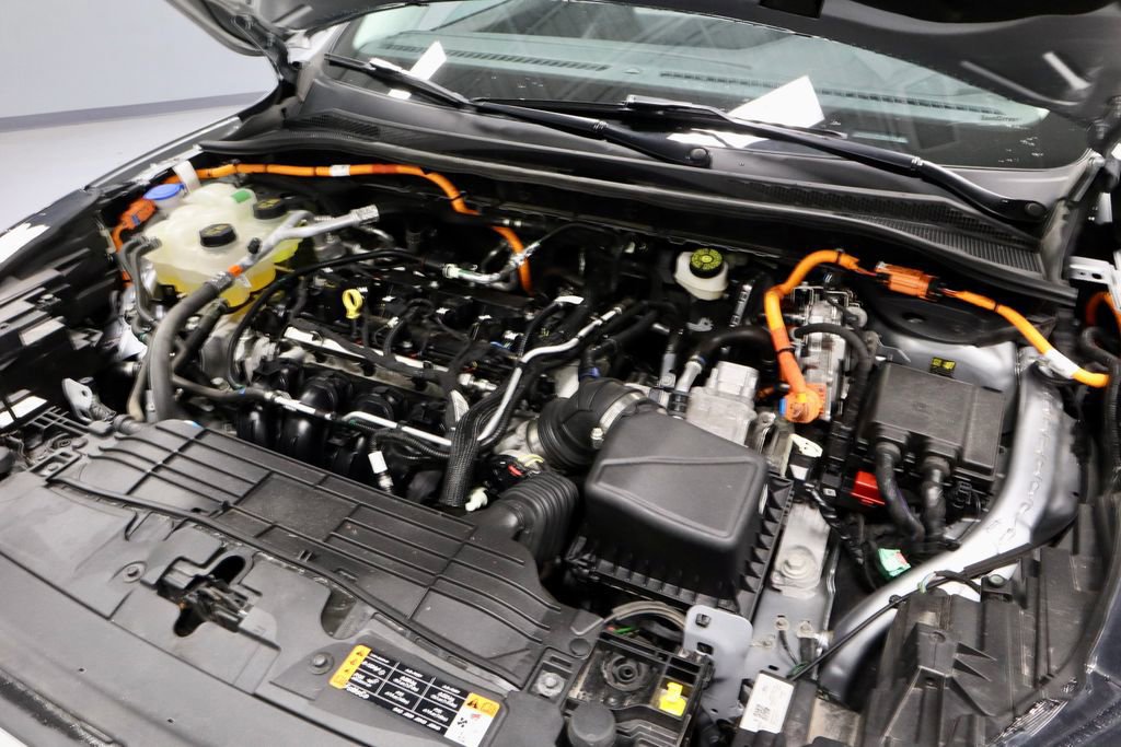 Certified 2023 Ford Escape SE w/ Class II Trailer Tow Package image 17