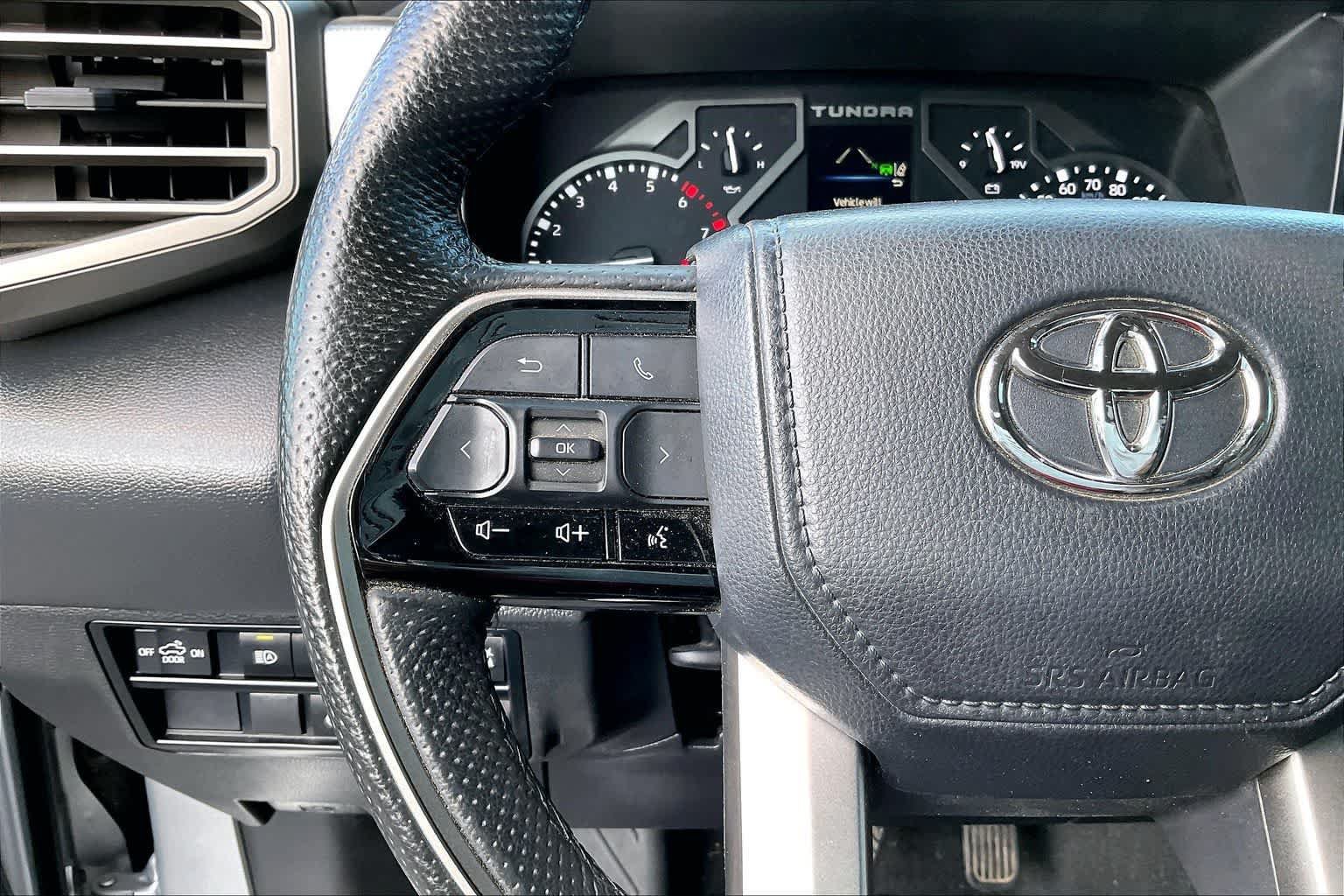 Used 2023 Toyota Tundra Limited AWD/4WD image 24