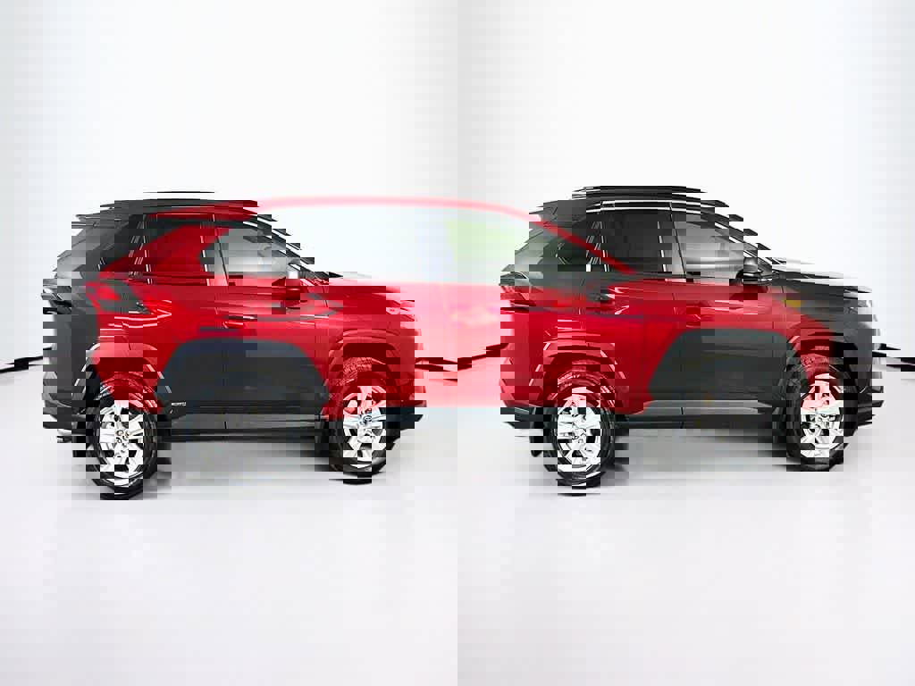 Used 2021 Toyota RAV4 LE image 6