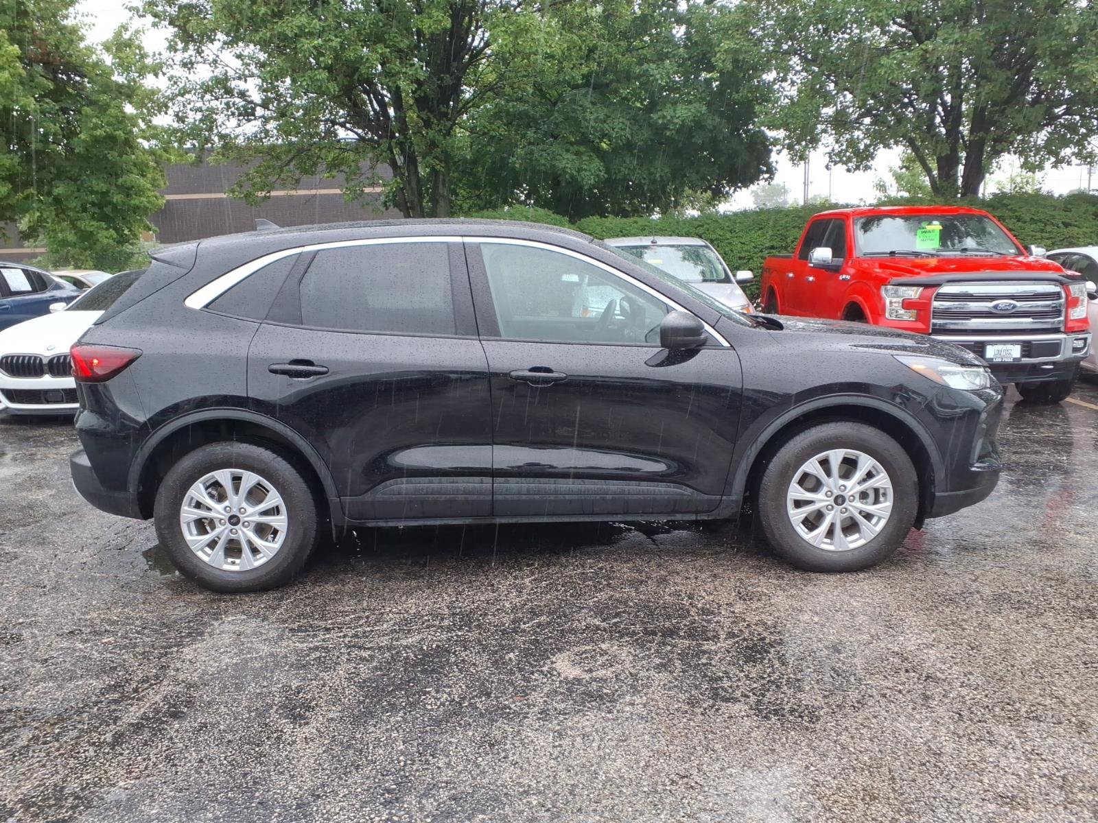Certified 2024 Ford Escape Active AWD/4WD image 28