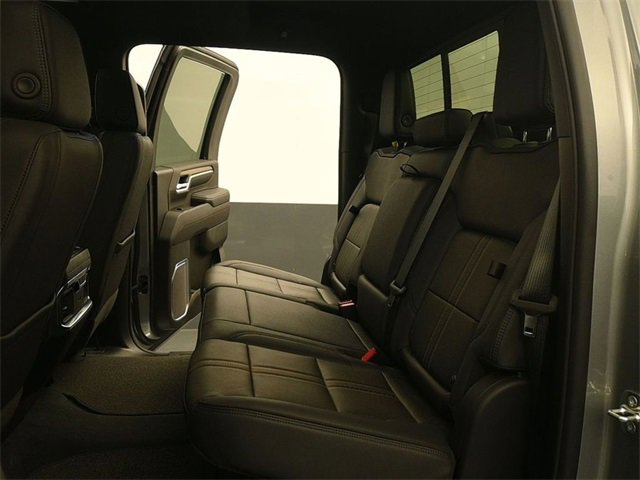 Used 2026 Chevrolet Silverado 2500 High Country w/ Technology Package image 11