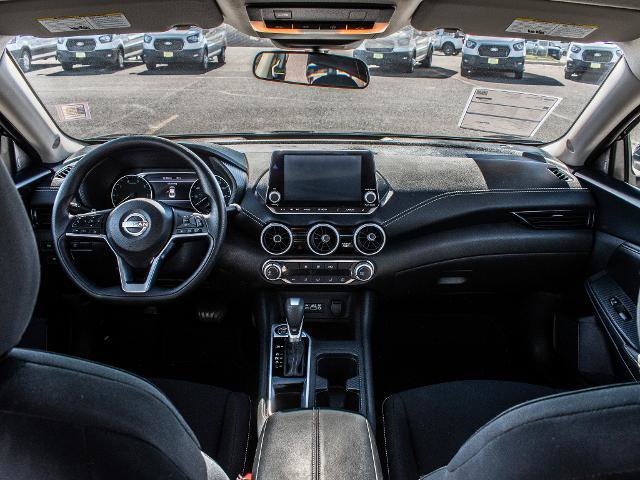 Used 2025 Nissan Sentra SV FWD image 9