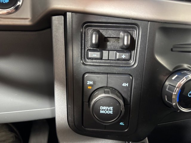 Certified 2022 Ford F150 XLT w/ Equipment Group 302A High image 18