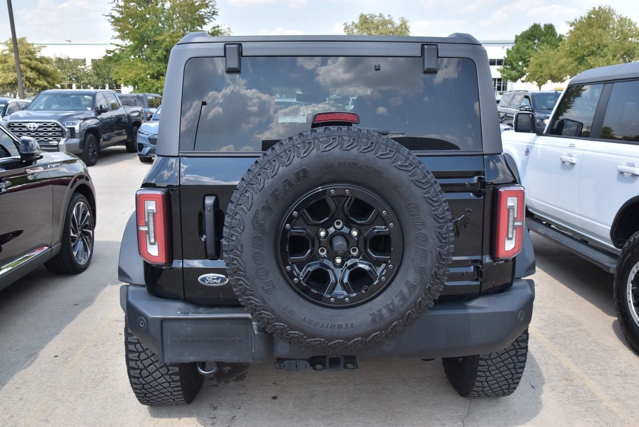 Certified 2024 Ford Bronco Wildtrak AWD/4WD image 6
