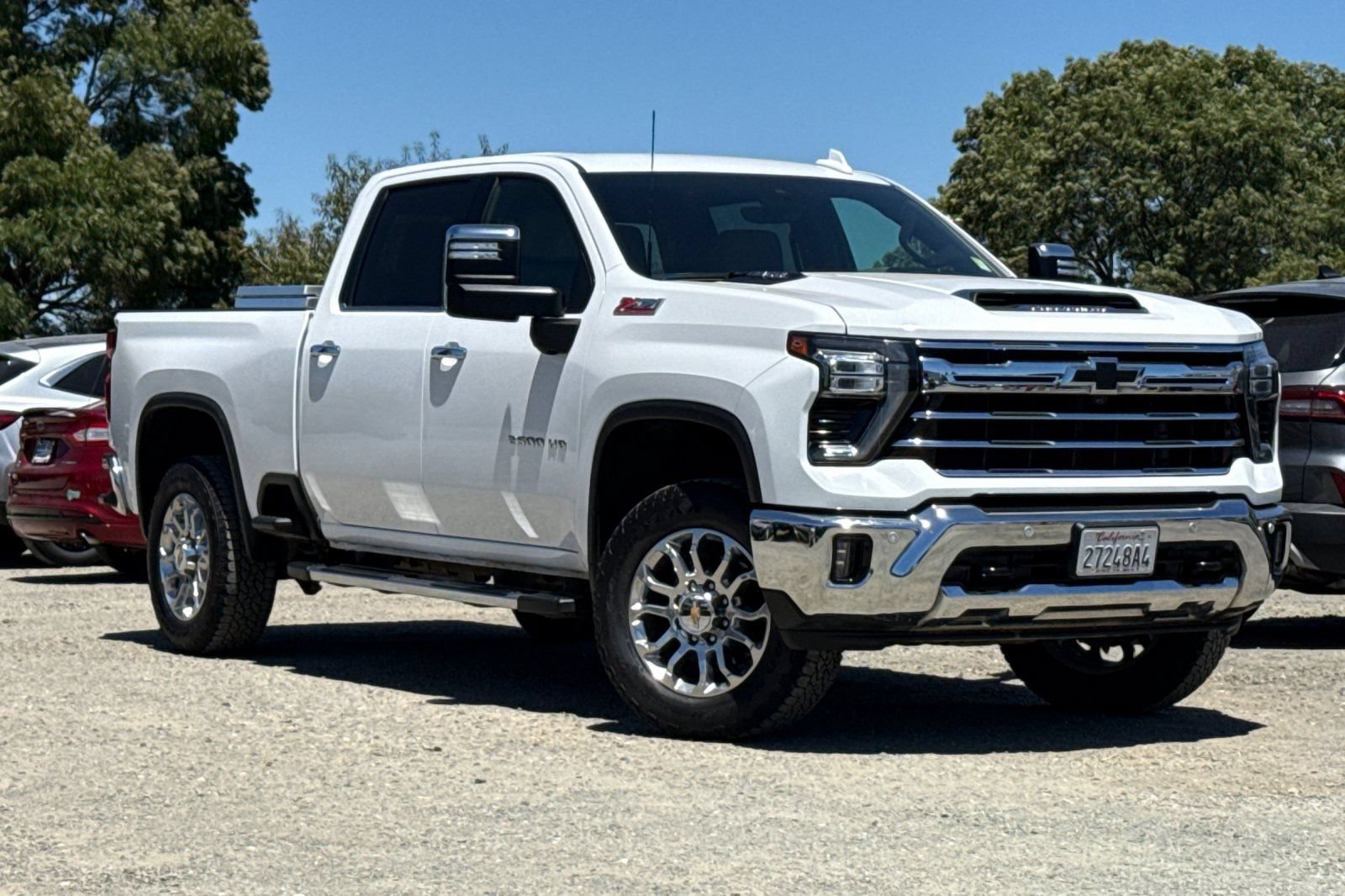Used 2024 Chevrolet Silverado 2500 LTZ w/ LTZ Premium Package AWD/4WD image 2