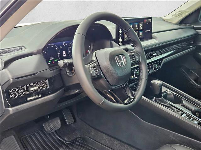 Used 2024 Honda Accord EX-L image 10
