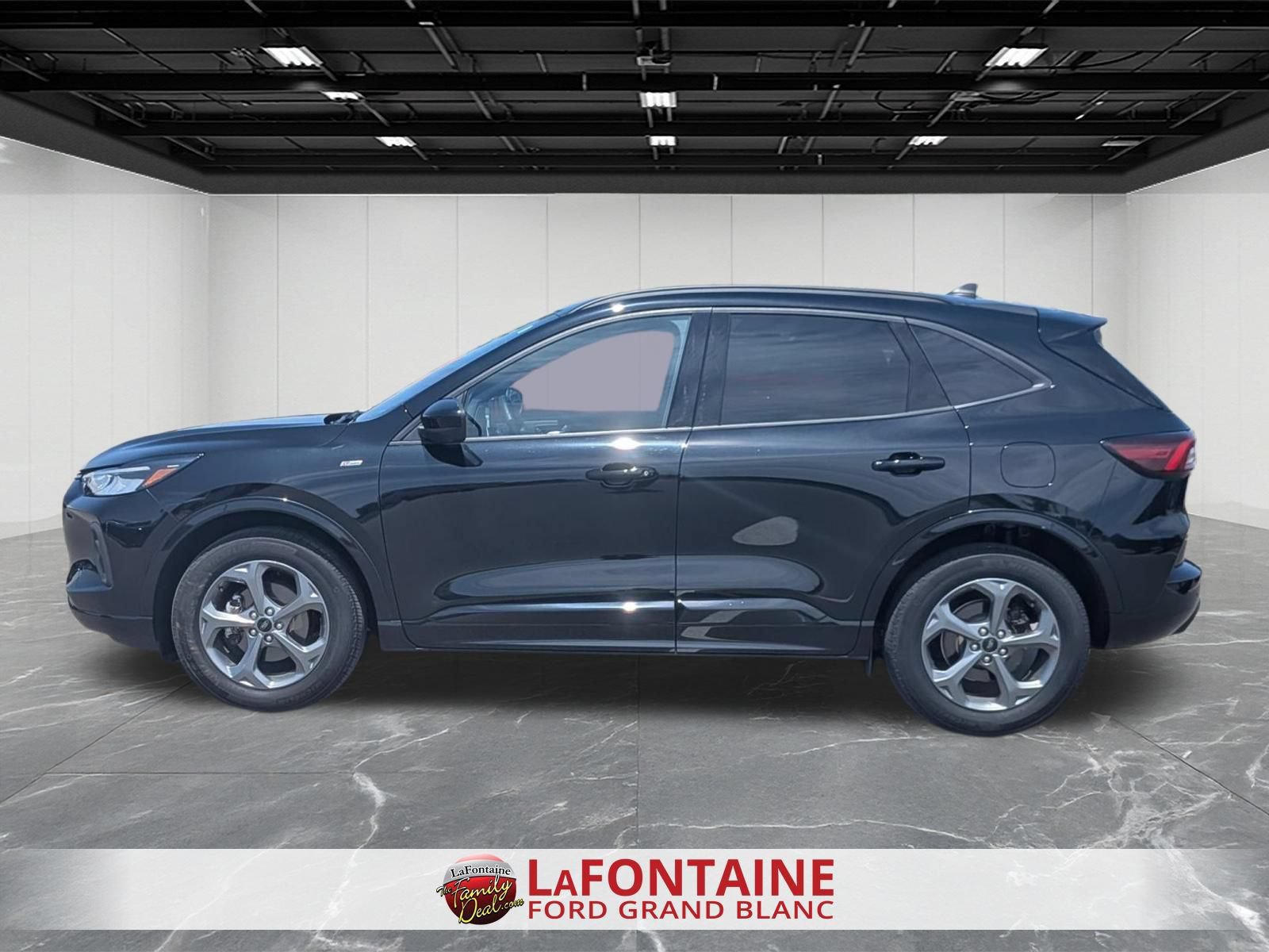Certified 2024 Ford Escape ST-Line Select w/ Tech Pack #2 AWD/4WD image 2
