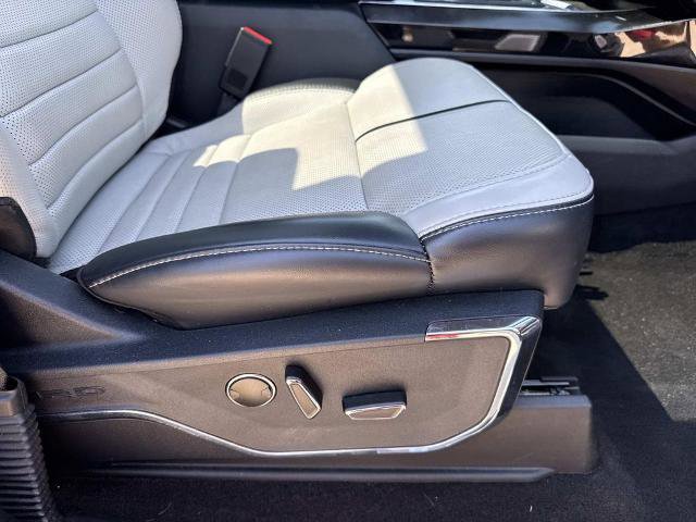 Certified 2023 Ford F150 Lightning Platinum image 15