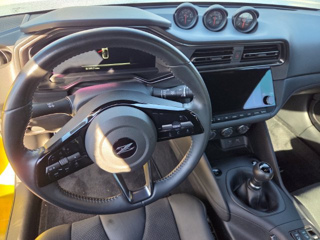 Used 2024 Nissan Z Performance w/ Floor Mat Package RWD image 17