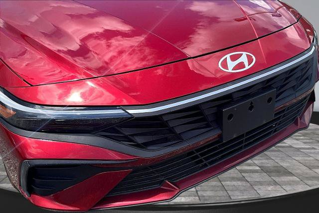 Used 2024 Hyundai Elantra SEL FWD image 28