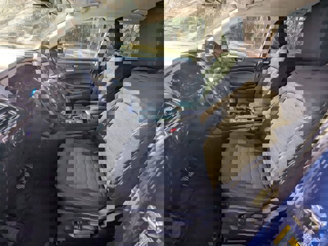 Certified 2023 Ford Edge SE w/ Black Appearance Package image 17