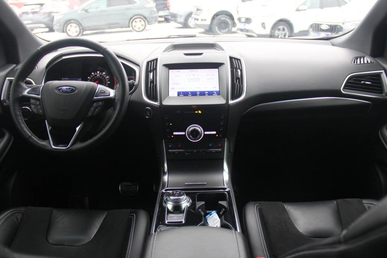 Certified 2020 Ford Edge ST w/ Equipment Group 401A image 15