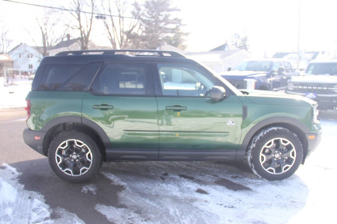 Certified 2025 Ford Bronco Sport Outer Banks w/ Outer Banks Tech Package+ image 2